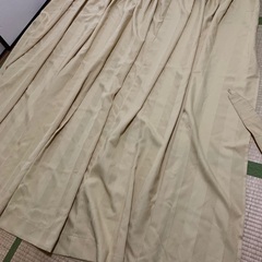 イエローのカーテン１枚　タッセルつき