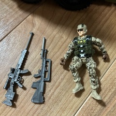 戦車、装甲車、フィギュア付の画像
