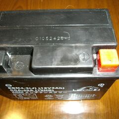 ほとんど使っていない原付用バッテリー YT4L-BS CT4L-BS FT4L-BS互換の画像