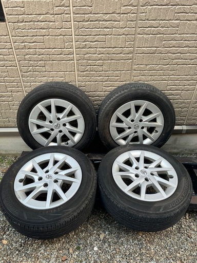 山多め20560R16レグノGRV2✖️プリウスα純正ホイール