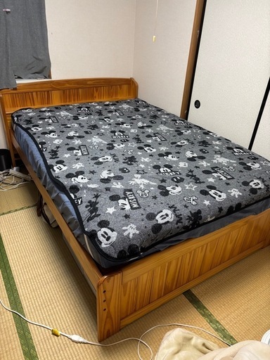 ダブルベットフレームのみ　12月半ばまで
