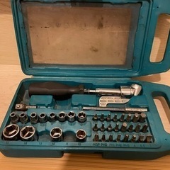 持ち運び用の工具箱
