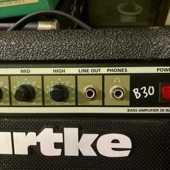 ベースアンプ Hartke B30
の画像
