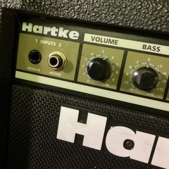 ベースアンプ Hartke B30
の画像