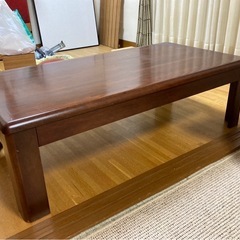 テーブル