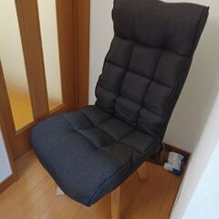 ダイニングチェアー　完成品　リクライニング　回転式　オシャレ　新品同様