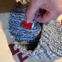 DIVIDED  丸みのある可愛いニット帽の画像