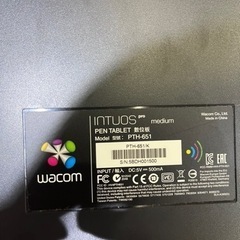 Wacom Intuos pro medium ペンタブレットの画像