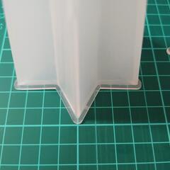 【値下げ】7/25までに購入でマグネット付き☆プラスチックモールド　六角錐　星　キャンドル　サシェ　2個セットの画像