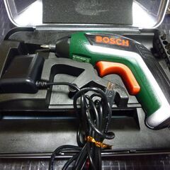 BOSCH ボッシュ バッテリードライバ IXO3603 JA8...
