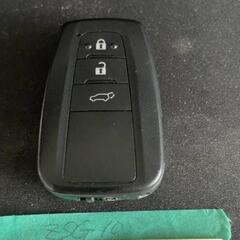 値下げ カローラクロス用 リモコンキー