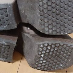 本革厚底ブーツの画像
