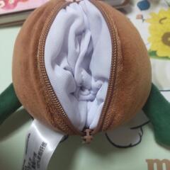 キウイフルーツぬいぐるみポーチの画像