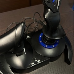 美品 THRUSTMASTER T.Flight Hotas 4 コントローラーの画像