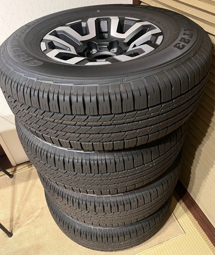 ランドクルーザー70 タイヤ・ホイール  新車外し
