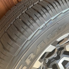 ランドクルーザー70 タイヤ・ホイール  新車外しの画像