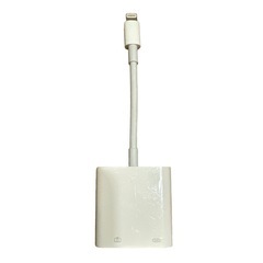 【中古】Apple　Lightning - USB 3カメラアダプタの画像