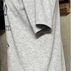 取り引き終了しましたm(_ _)m  　グレーロゴ入りTシャツの画像