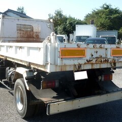 H.19年 いすゞ エルフ 三転ダンプ2.6tスムーサーMT ホワイト 走行55,000km  スムーサーＭＴ　ＡＳＲ　エアバック　集中ドアロック　検付き1年　　17063の画像