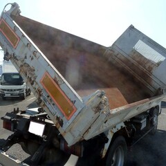 H.19年 いすゞ エルフ 三転ダンプ2.6tスムーサーMT ホワイト 走行55,000km  スムーサーＭＴ　ＡＳＲ　エアバック　集中ドアロック　検付き1年　　17063の画像