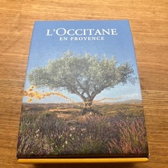 ロクシタン　シアモイスチャーセット定価4400円　新品未使用　ハンドクリーム、シアバターなどの画像