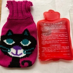 繰り返し使えるミニカイロ　猫の入れ物カバーつき　未使用