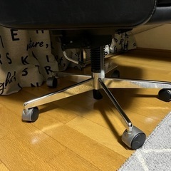 本革　プレジデントチェア　の画像