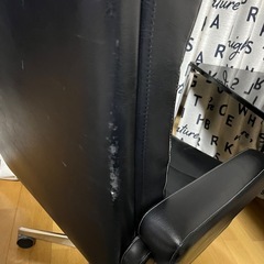 本革　プレジデントチェア　の画像