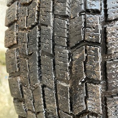 185/65 15R 88Q スタッドレスタイヤ　４本