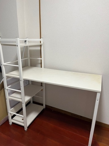 【引取手見つかりました】左右入れ替え可能なラック付きデスク