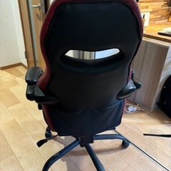 ゲーミングチェアの画像