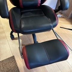 ゲーミングチェアの画像