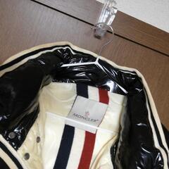 MONCLERダウンジャケット。購入無ければリサイクルの画像