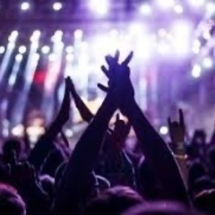 ライブとか好きな人😊👌