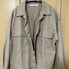 レイカズン ジャケット ショート アウター ベージュの画像