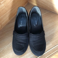 中古靴 パンプス2足セット22.5cmの画像