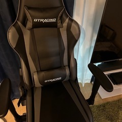 ゲーミングチェアの画像