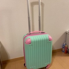 スーツケース　機内持込みサイズ
の画像