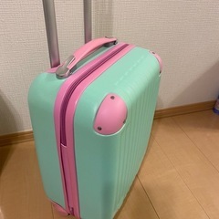 スーツケース　機内持込みサイズ
の画像