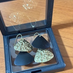 ピアス