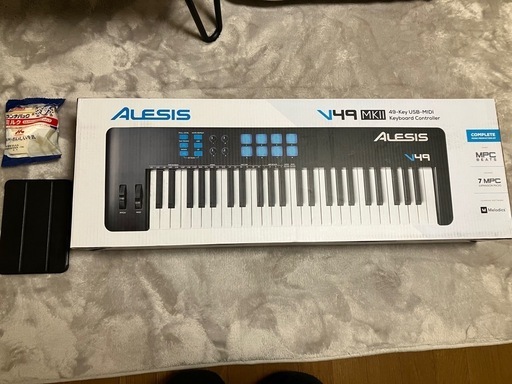 MIDIキーボードAlesisV49