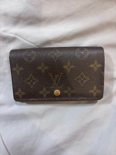 ルイヴィトン 二つ折り財布