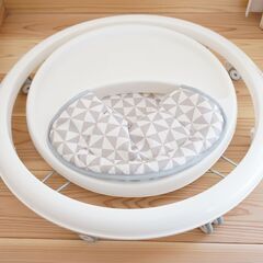【美品】歩行器　ヤトミ　ハピネスウォーカーの画像