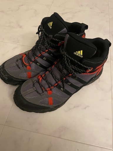【お得】adidas  登山シューズ ゴアテックス 28cm