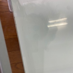 ガラス　ローテーブル　居間の画像
