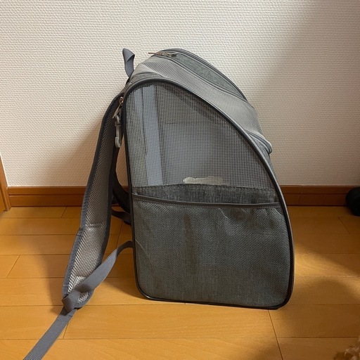 ペットリュック、洋服9着、靴4足、靴下4足のまとめ売りです！