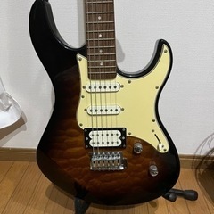 ヤマハ　エレキギター　Pacifica  アンプ付き