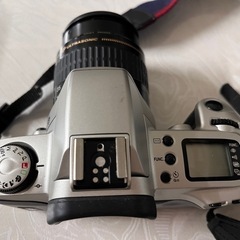 フィルムカメラ キャノン KISS
の画像