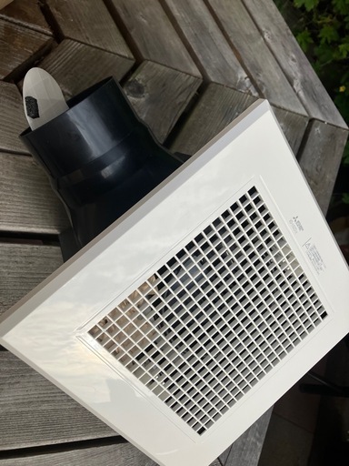 三菱ダクト用換気扇　新品