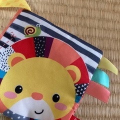 値下げ✳︎フィッシャープライズ　コップがさね　布絵本　ガラガラの画像